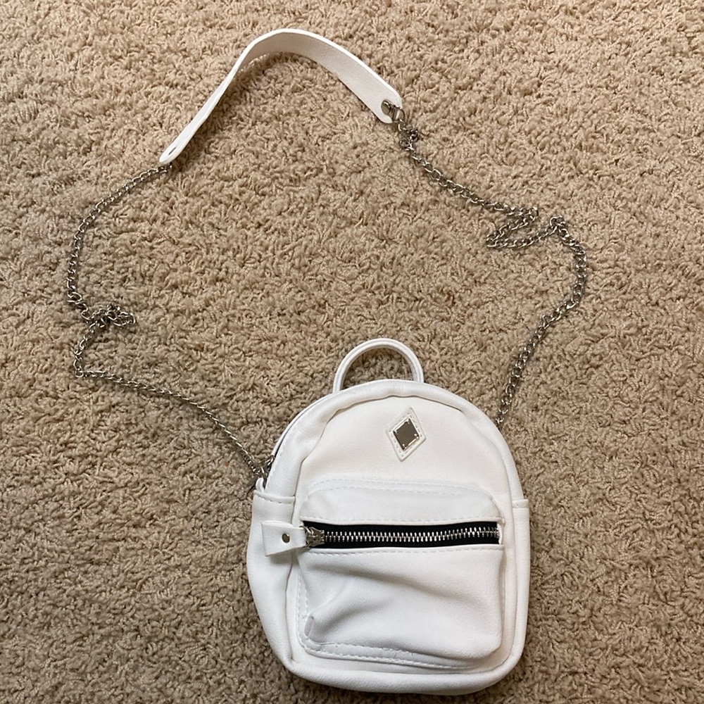 Backpack style purse white